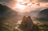 火车直达的慢节奏小国 户外背包客天堂风景不输清迈
